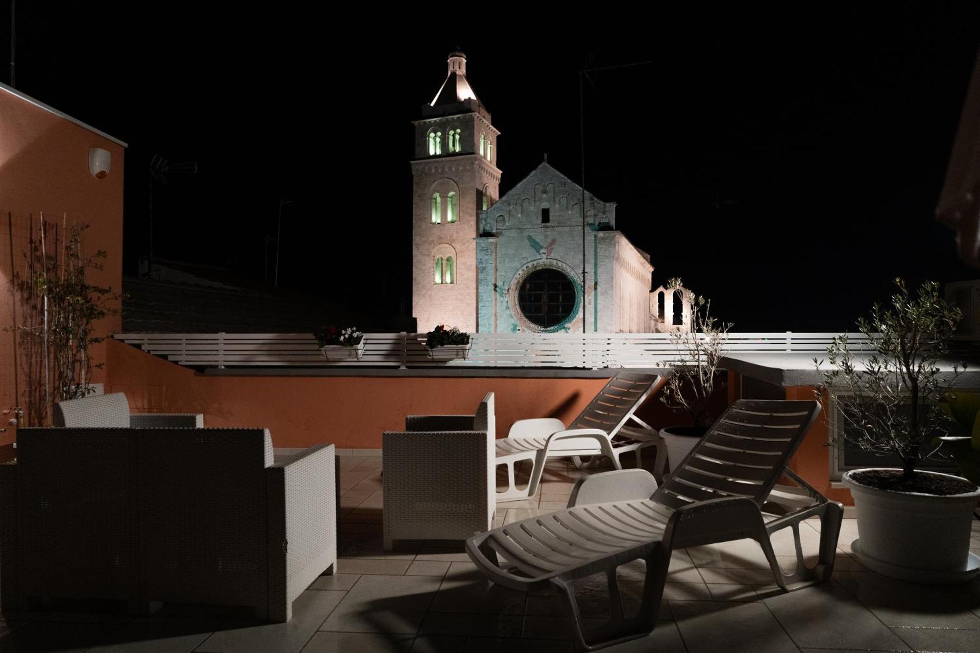 Duomo Guest House Barletta Luaran gambar